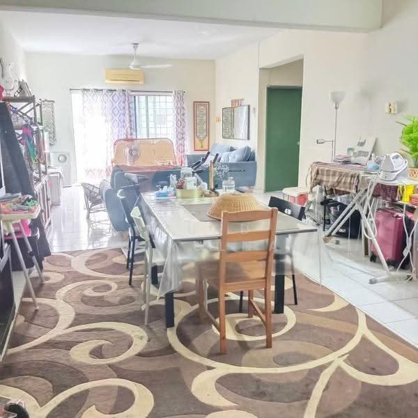 Kondominium untuk Dijual di Tiara Kelana - Muhd Khairulnawawi Kamaruddin - Living Room - PropertyGuru.com.my