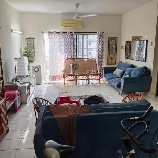 Kondominium untuk Dijual di Tiara Kelana - Muhd Khairulnawawi Kamaruddin - Living Room - PropertyGuru.com.my