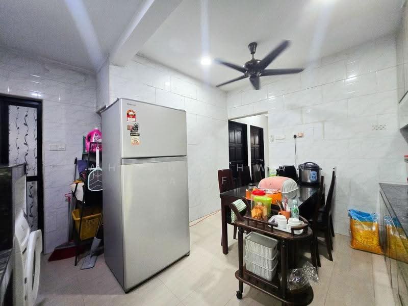 Rumah Teres untuk Dijual di Setapak (Kuala Lumpur) - Ahmad Ikhwan Arif - Kitchen - PropertyGuru.com.my