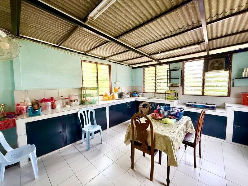 Rumah Teres 2-Tingkat untuk Dijual di Taman Lingkaran Nur (Cheras) - Fauran Nawawi - Kitchen - PropertyGuru.com.my
