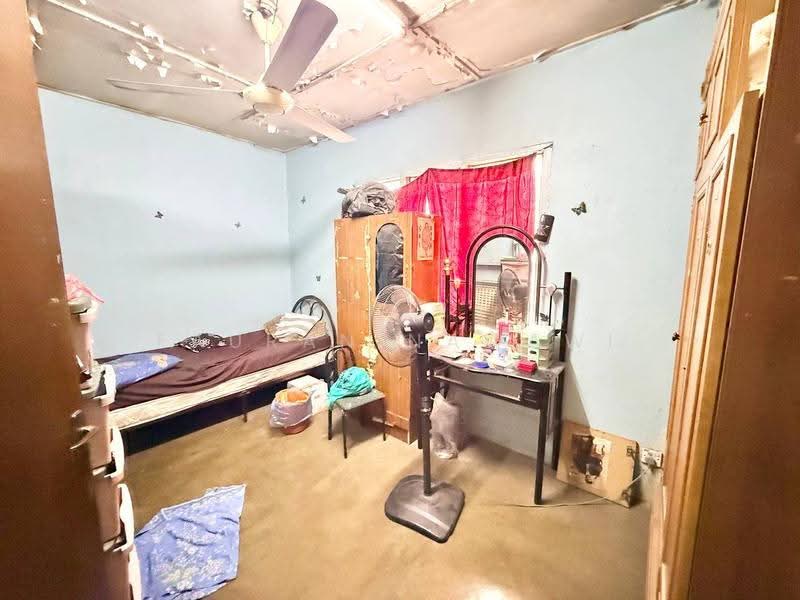 2-storey Terraced House for Sale in Seksyen 19 (Shah Alam) - Fauran Nawawi - PropertyGuru.com.my