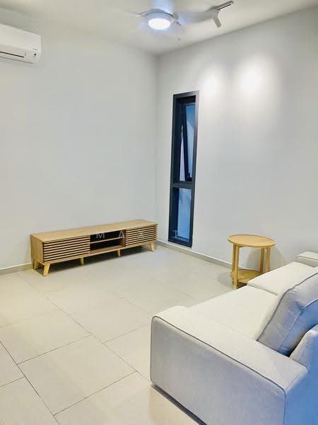 Kediaman Servis untuk Disewa di Isola - Max Tai - Living Room - PropertyGuru.com.my