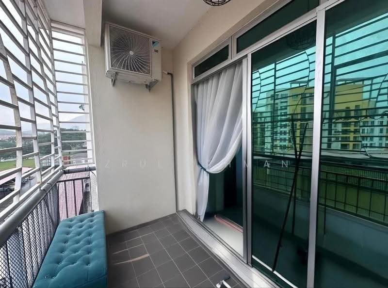 Pangsapuri untuk Dijual di Garden Villa - Azrul Othman - Balcony - PropertyGuru.com.my
