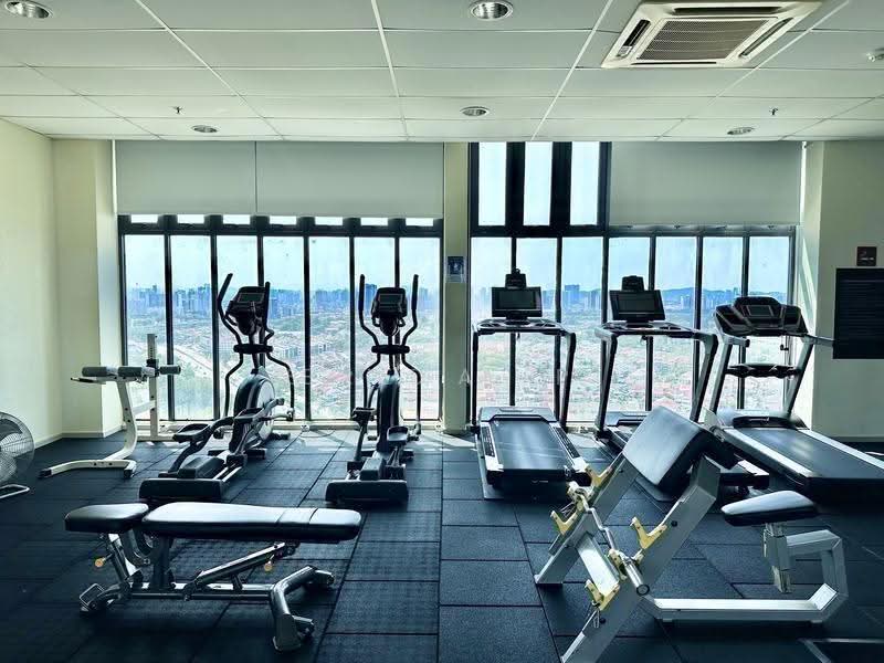 Kediaman Servis untuk Dijual di Subang Soho (One Soho) - Teresa Ng - Gym - PropertyGuru.com.my