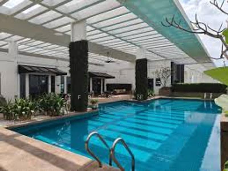 Kediaman Servis untuk Dijual di Subang Soho (One Soho) - Teresa Ng - Pool - PropertyGuru.com.my