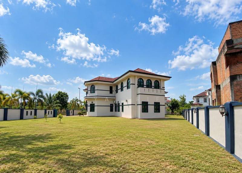 Bungalow House for Sale in Sepang (Selangor) - BILYA ARIFF - PropertyGuru.com.my