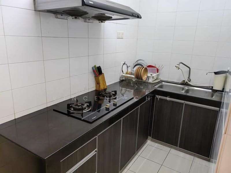 Condominium for Rent at The Zest @ Kinrara 9 - Vincent Chye - Kitchen - PropertyGuru.com.my