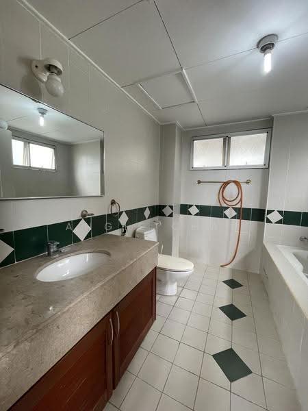 Condominium for Sale at Bungaraya Condominium - Angie Chai - Bathroom - PropertyGuru.com.my