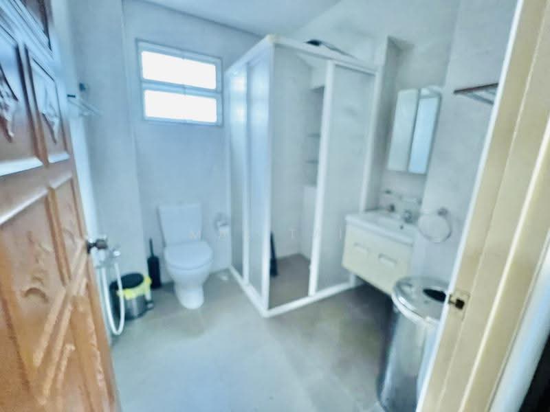Rumah Teres 2-Tingkat untuk Disewa di Bangsar (Kuala Lumpur) - Max Tai - Bathroom - PropertyGuru.com.my