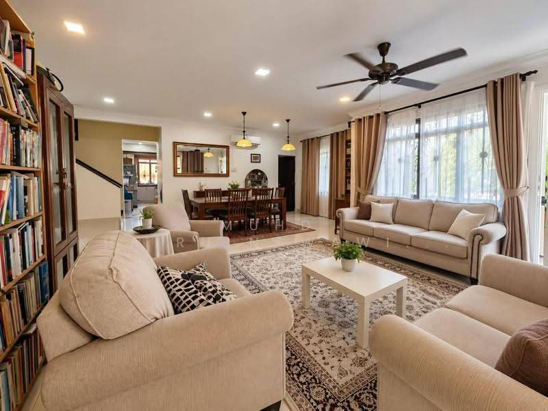 2-storey Terraced House for Sale in Bukit Jelutong (Shah Alam) - Muhd Khairulnawawi Kamaruddin - Living Room - PropertyGuru.com.my