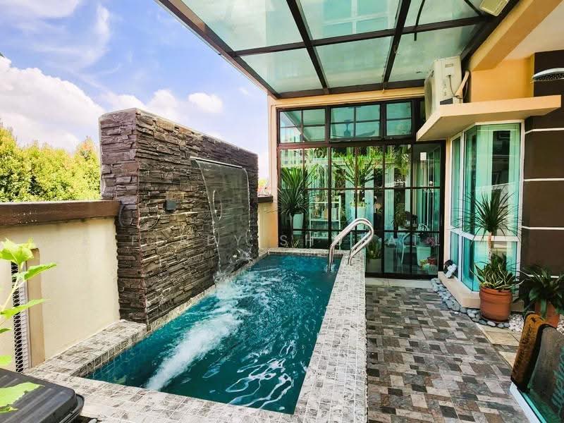 Semi-Detached House for Sale in Ampang (Kuala Lumpur) - Effendy Shohaili - Exterior - PropertyGuru.com.my