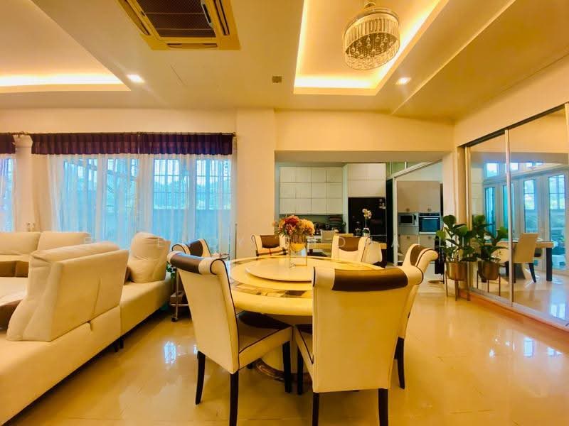 Semi-Detached House for Sale in Ampang (Kuala Lumpur) - Effendy Shohaili - Living Room - PropertyGuru.com.my
