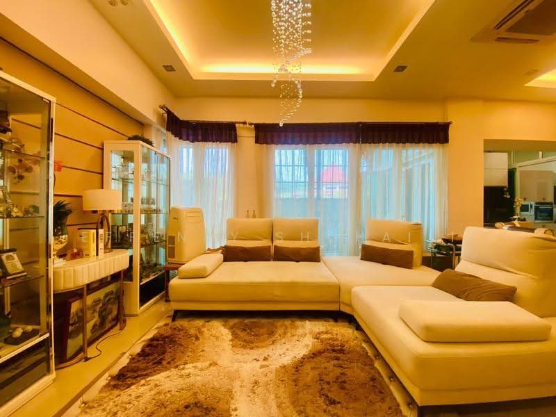 Semi-Detached House for Sale in Ampang (Kuala Lumpur) - Effendy Shohaili - Living Room - PropertyGuru.com.my