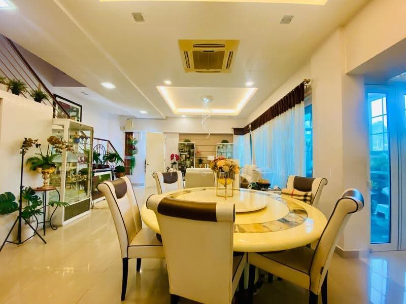 Semi-Detached House for Sale in Ampang (Kuala Lumpur) - Effendy Shohaili - Dining Room - PropertyGuru.com.my