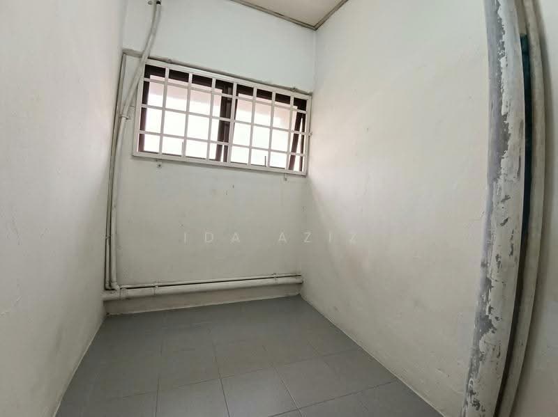 2-storey Terraced House for Sale in Taman Kolam Air (Johor Bahru) - Ida Aziz - Interior - PropertyGuru.com.my
