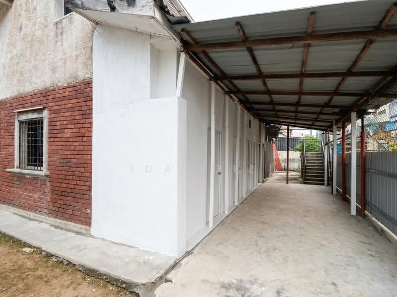 2-storey Terraced House for Sale in Taman Kolam Air (Johor Bahru) - Ida Aziz - Exterior - PropertyGuru.com.my