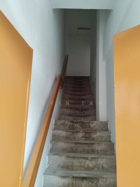 Factory for Rent in Taman Perindustrian Puchong (Puchong) - Kevin Tan - Corridor - PropertyGuru.com.my