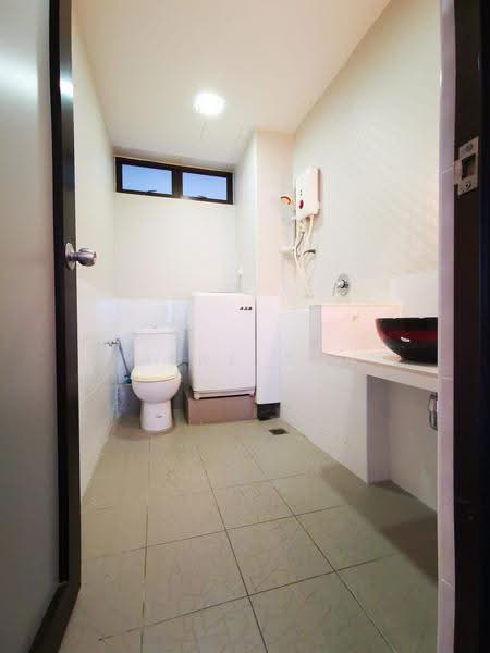Pangsapuri untuk Dijual di Kayangan Puri Mutiara (KPM) - Irene Goh - Bathroom - PropertyGuru.com.my