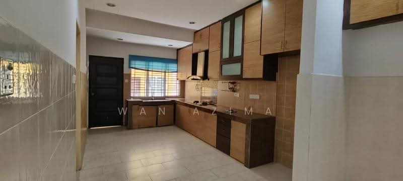 2-storey Terraced House for Rent in Denai Alam (Shah Alam) - Wan Azima - Kitchen - PropertyGuru.com.my