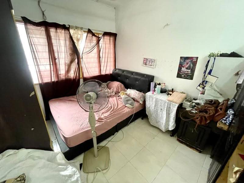Rumah Teres 2-Tingkat untuk Dijual di Ampang Jaya (Ampang) - Ahmad Fadlee - Bedroom - PropertyGuru.com.my