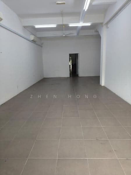 Kedai / Pejabat untuk Disewa di Kawasan Perniagaan Teras Jaya (Butterworth) - Zhen Hong - Interior - PropertyGuru.com.my
