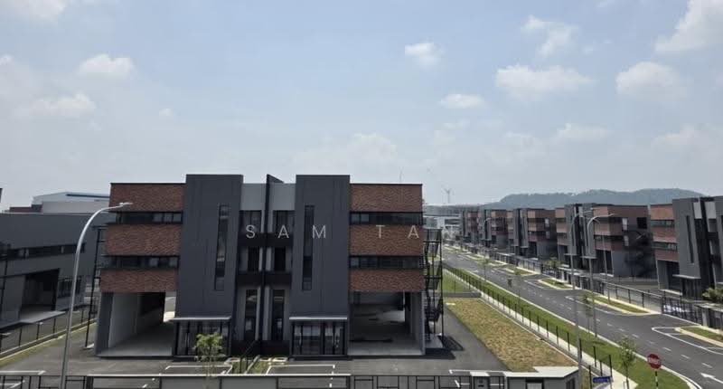 Semi-D Factory for Rent in Puncak Alam (Selangor) - Sam Tan - Exterior - PropertyGuru.com.my