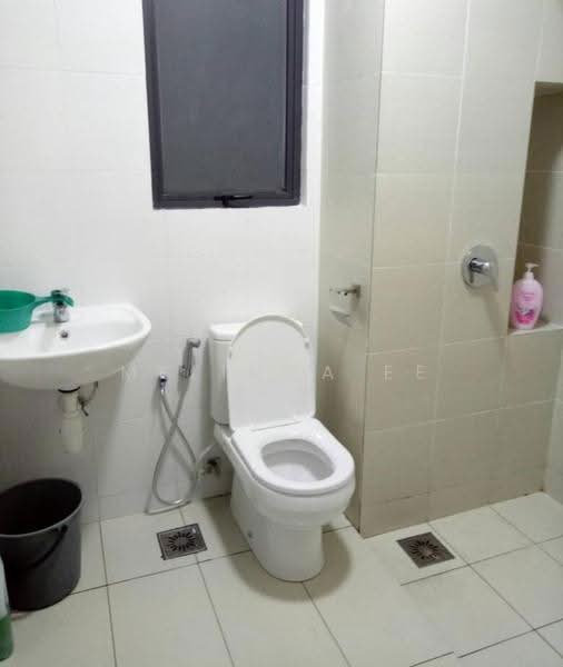 Kediaman Servis untuk Dijual di Residences @ 1 Tebrau - Melinda Ee - Bathroom - PropertyGuru.com.my