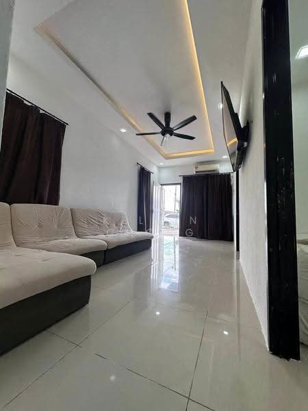 1-storey Terraced House for Rent in Taman Klebang Restu (Chemor) - Kelvin Chong - Living Room - PropertyGuru.com.my