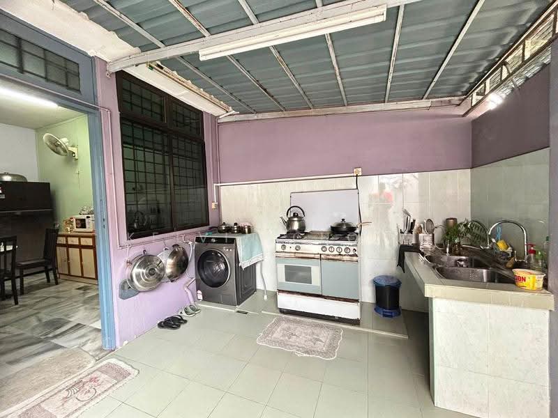 Rumah Teres 2-Tingkat untuk Dijual di Ipoh (Perak) - Kelvin Chong - Kitchen - PropertyGuru.com.my