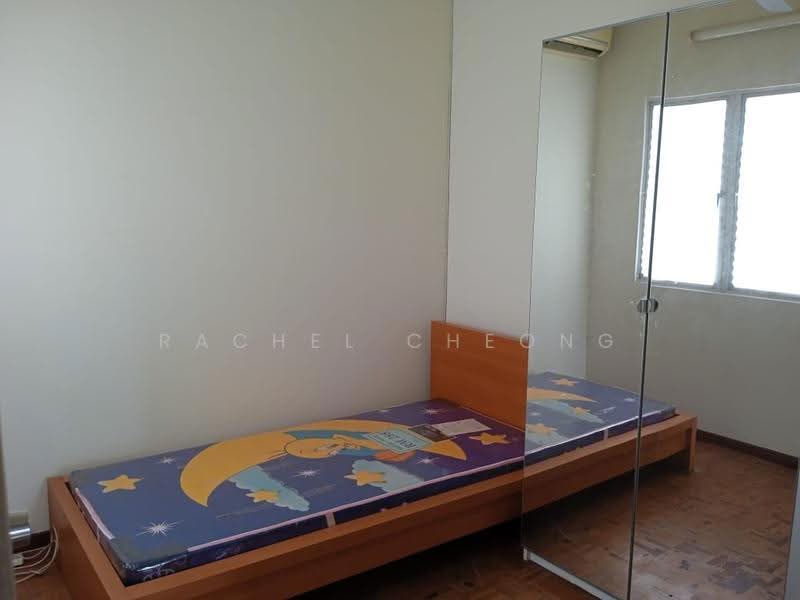 Pangsapuri untuk Dijual di Akasia Apartment - Rachel Cheong - Bedroom - PropertyGuru.com.my