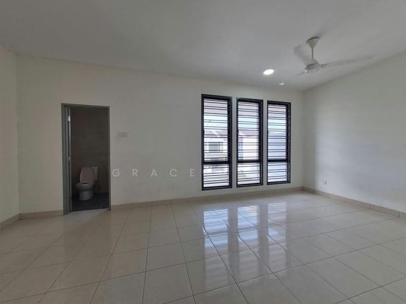 Rumah Teres 2-Tingkat untuk Disewa di Johor Bahru (Johor) - Grace Ella - Bathroom - PropertyGuru.com.my