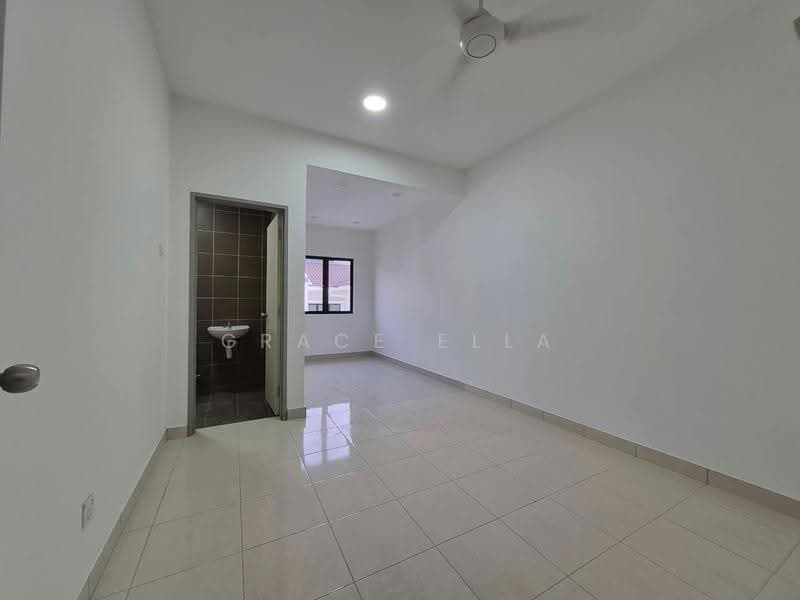 Rumah Teres 2-Tingkat untuk Disewa di Johor Bahru (Johor) - Grace Ella - Bathroom - PropertyGuru.com.my