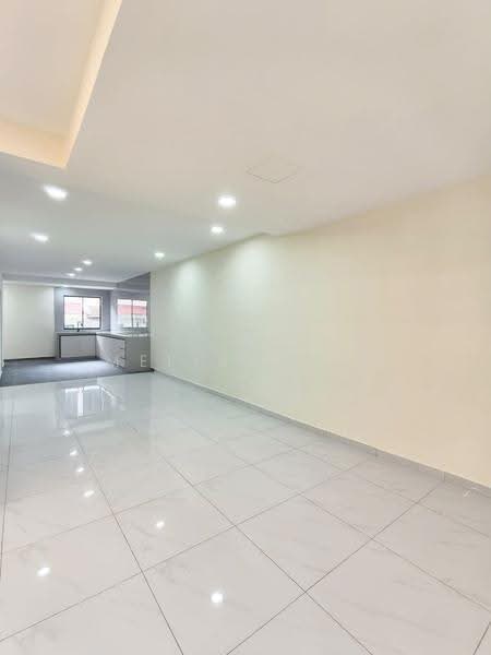 Rumah Teres 2-Tingkat untuk Dijual di Taman Daya (Johor Bahru) - Melinda Ee - Kitchen - PropertyGuru.com.my