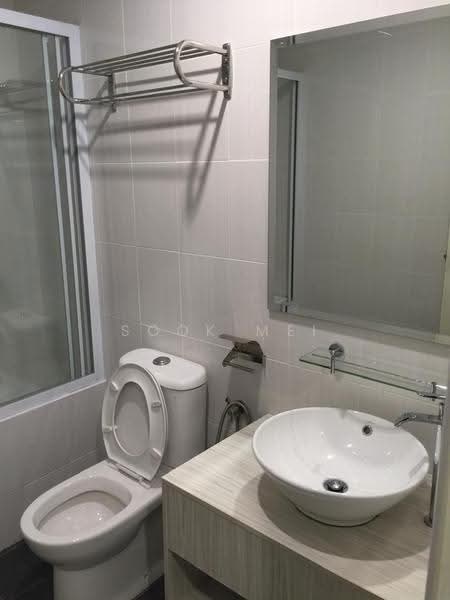 Kediaman Servis untuk Dijual di Laguna 2 @ Marina Island - Sook Mei - Bathroom - PropertyGuru.com.my
