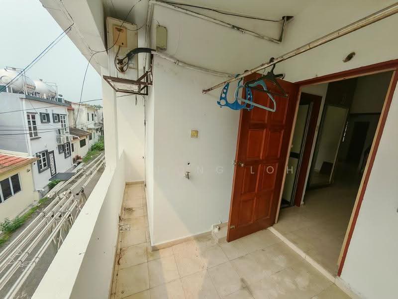 2-storey Terraced House for Sale in Selayang (Selangor) - Zhi Hong Loh - Balcony - PropertyGuru.com.my