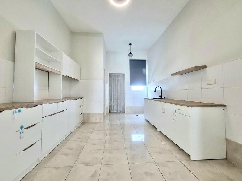 Rumah Teres 2-Tingkat untuk Dijual di Serene Heights (Semenyih) - Sue Arifin - Kitchen - PropertyGuru.com.my