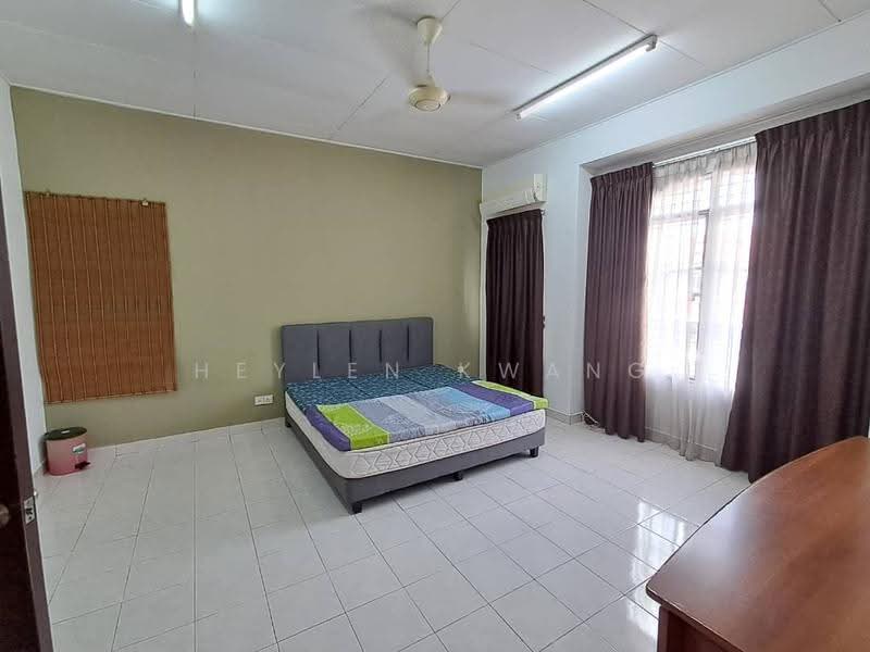 Rumah Teres untuk Disewa di Bandar Botanic (Klang) - Heylen Kwang - Bedroom - PropertyGuru.com.my