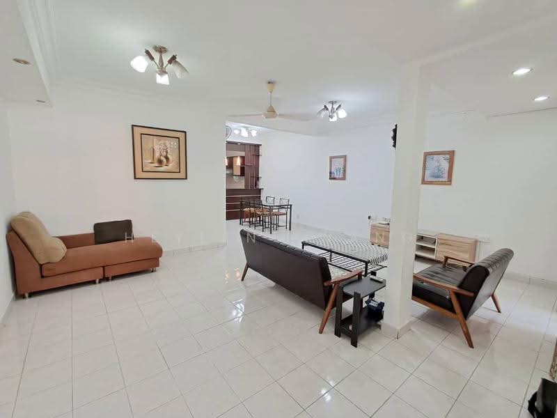 Rumah Teres untuk Disewa di Bandar Botanic (Klang) - Heylen Kwang - Living Room - PropertyGuru.com.my