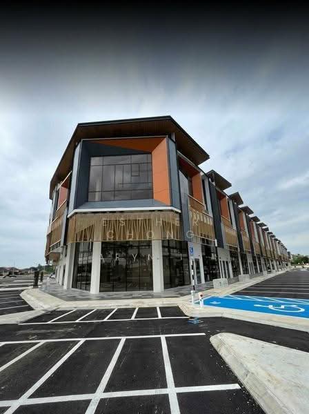 Shop / Office for Rent in Bukit Indah (Iskandar Puteri (Nusajaya)) - Esther Chong - Exterior - PropertyGuru.com.my