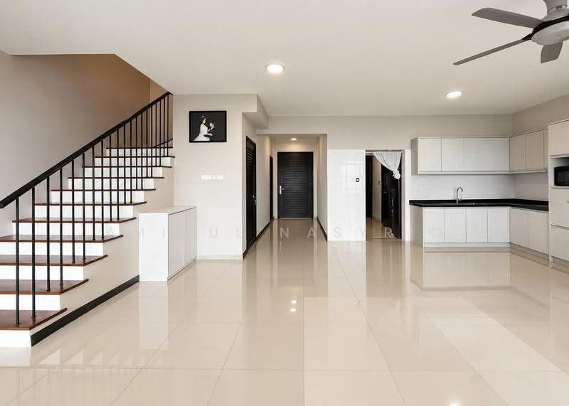 Condominium for Sale at Armanee Terrace - Amirul Nasyriq - Kitchen - PropertyGuru.com.my