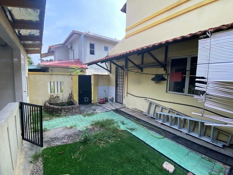 2-storey Terraced House for Sale in Mutiara Subang (Sungai Buloh) - Eddy TAN - Exterior - PropertyGuru.com.my