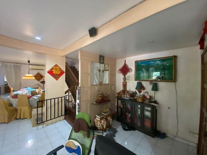 2-storey Terraced House for Sale in Mutiara Subang (Sungai Buloh) - Eddy TAN - Living Room - PropertyGuru.com.my