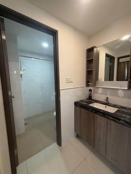 Kediaman Servis untuk Disewa di Country Garden Central Park - Vincent Gian - Bathroom - PropertyGuru.com.my