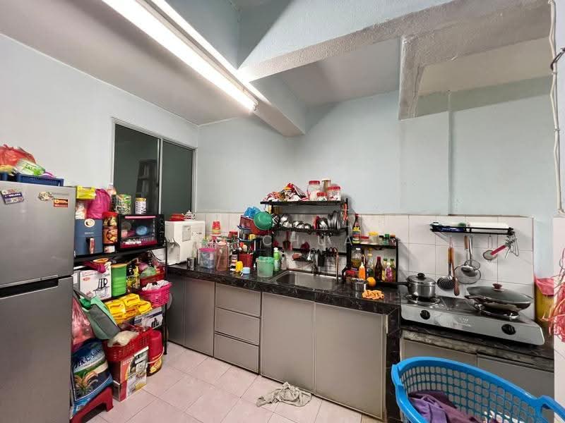 Pangsapuri untuk Dijual di Taman Mewah - LS Chua - Kitchen - PropertyGuru.com.my