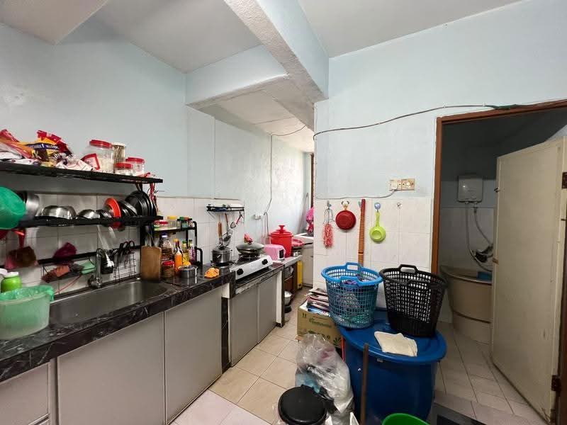 Pangsapuri untuk Dijual di Taman Mewah - LS Chua - Kitchen - PropertyGuru.com.my