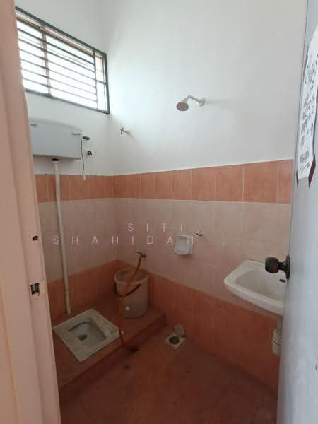 1-storey Terraced House for Sale in Taman Seri Telok Emas (Telok Mas) - Siti Shahidah Sheikh Fadzullah - PropertyGuru.com.my