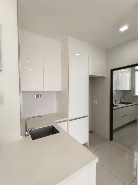Kediaman Servis untuk Disewa di Paragon Residences @ Straits View - June Tan - Kitchen - PropertyGuru.com.my
