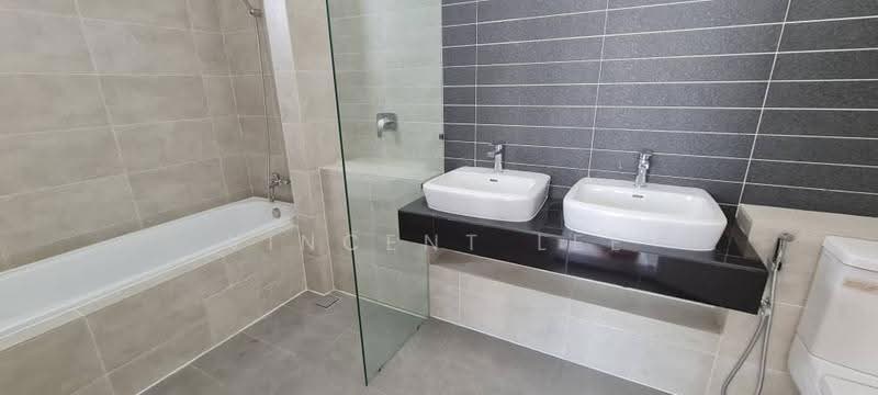 Semi-Detached House for Sale in Eco Majestic (Semenyih) - Vincent Lee - Bathroom - PropertyGuru.com.my