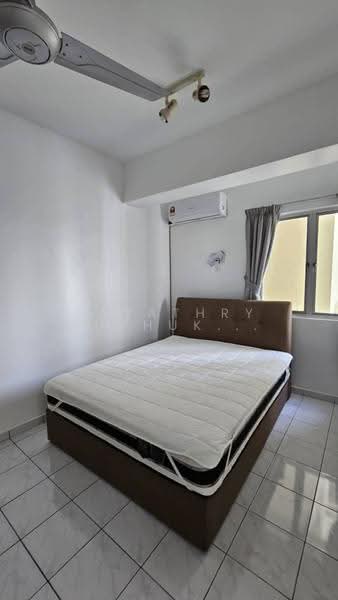 Kondominium untuk Disewa di Pantai Panorama Condominiums - Gayathry Muthukrishnan - Bedroom - PropertyGuru.com.my