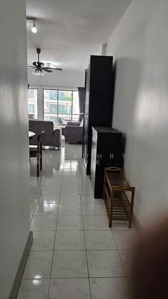 Kondominium untuk Disewa di Pantai Panorama Condominiums - Gayathry Muthukrishnan - Living Room - PropertyGuru.com.my